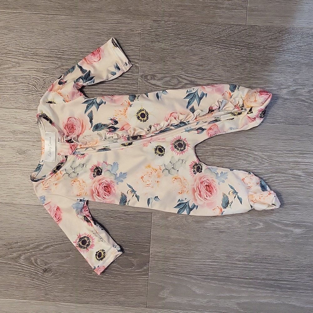 Aubrey Gianna Boutique footies